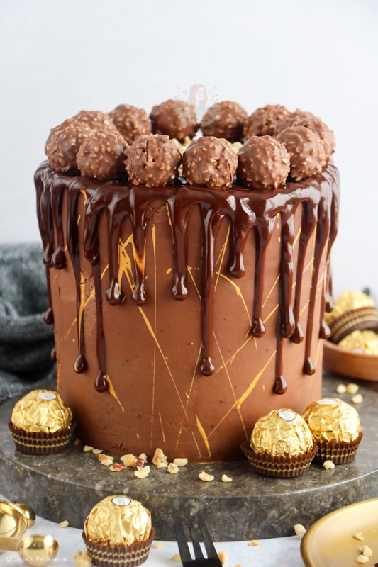 9 Beach Cake Ideas That Will Make a Splash at Any Summer Party